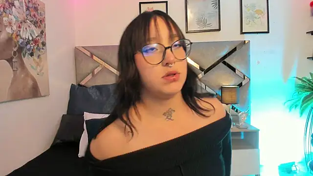 sofi bakerr online show from 05/06/26, 11:36