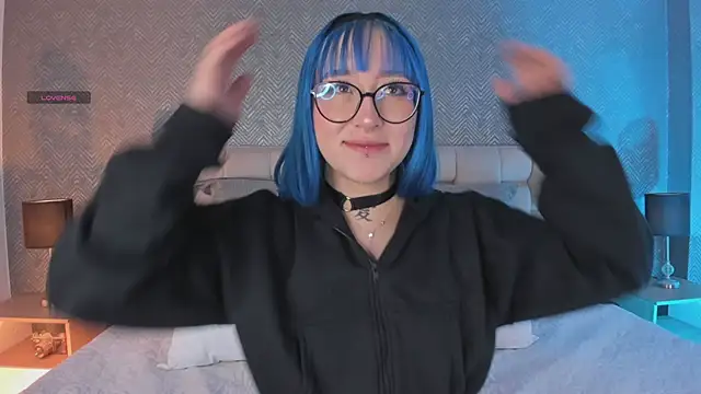 Snapshot of sofi_bakerr chatting on 09/25/25, 11:38 sofi bakerr online show from 09/25/25, 11:38