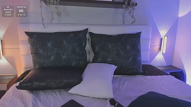 sofi bakerr online show from 01/13/26, 11:41