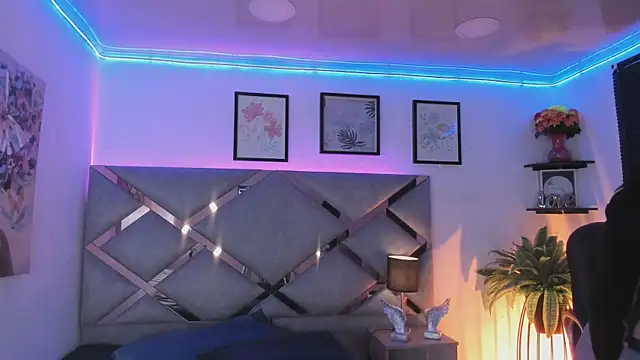 sofi bakerr online show from 05/23/26, 11:42