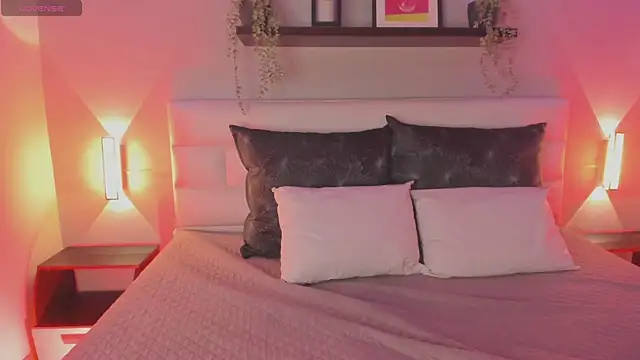 sofi bakerr online show from 04/08/26, 11:44