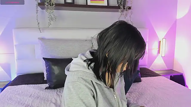 sofi bakerr online show from 02/07/26, 11:51