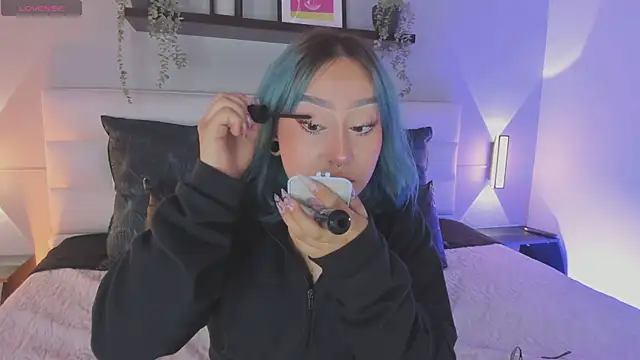 sofi bakerr online show from 01/14/26, 11:47