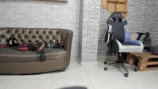 JAYLEN BDSM online show from 04/22/26, 12:23