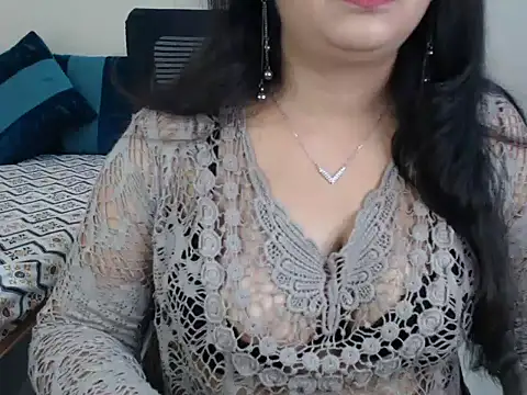 Inviting Aanya online show from 12/23/24, 04:01