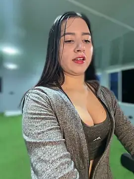 VAL PRINCESS online show from 04/10/26, 12:17