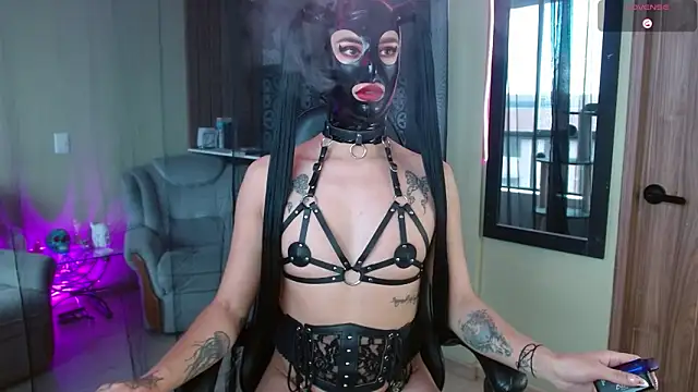 Snapshot of tevenwhiite chatting on 02/20/26, 05:26 tevenwhiite online show from 02/20/26, 05:26