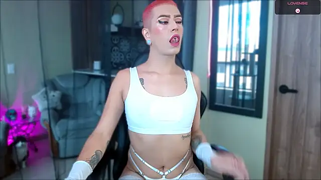 tevenwhiite online show from 11/22/25, 05:23