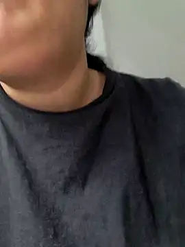 sarahhh1987 online show from 03/03/26, 07:37