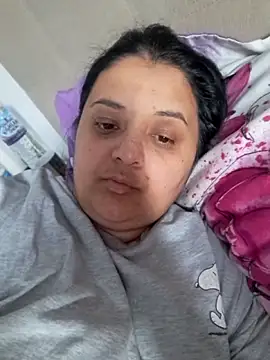 sarahhh1987 online show from 04/12/26, 06:22