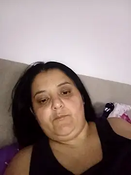 sarahhh1987 online show from 04/13/26, 08:13