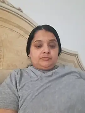 sarahhh1987 online show from 04/07/26, 02:30