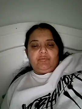 sarahhh1987 online show from 10/27/25, 04:41