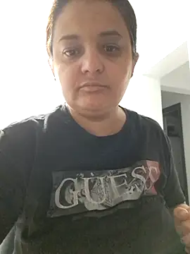 sarahhh1987 online show from 11/08/25, 06:28