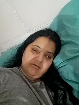 sarahhh1987 online show from 02/25/26, 06:19