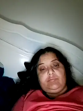 sarahhh1987 online show from 11/19/25, 06:30