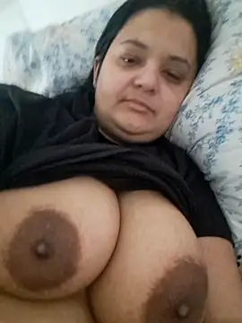 sarahhh1987 online show from 03/02/26, 06:36