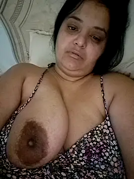 sarahhh1987 online show from 11/17/25, 05:55