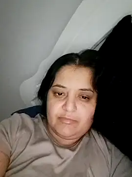 sarahhh1987 online show from 12/18/25, 06:12