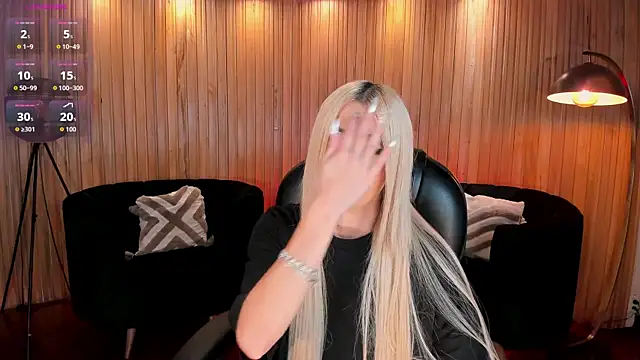 HannaConnor  online show from 04/11/26, 08:34