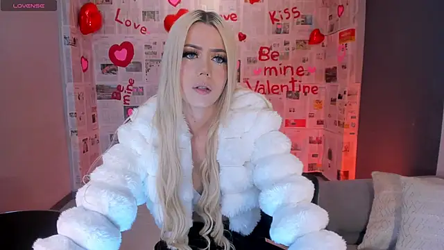 HannaConnor  online show from 02/13/26, 08:53