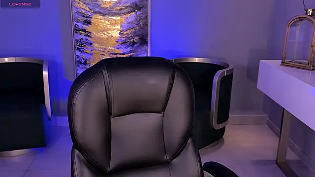 Snapshot of HannaConnor_ chatting on 07/03/26, 10:38 HannaConnor online show from 07/03/26, 10:38