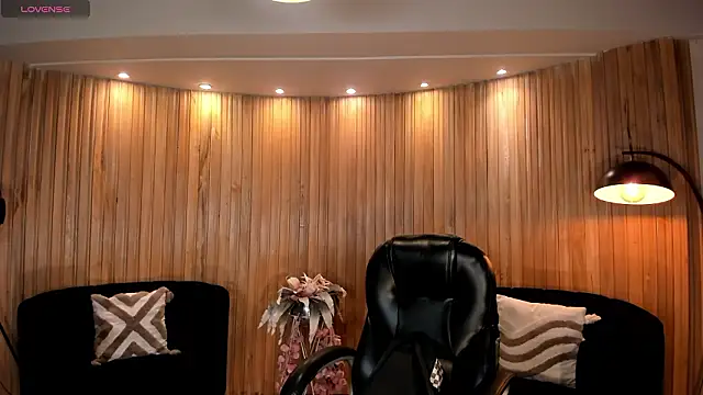 HannaConnor  online show from 02/09/26, 08:40