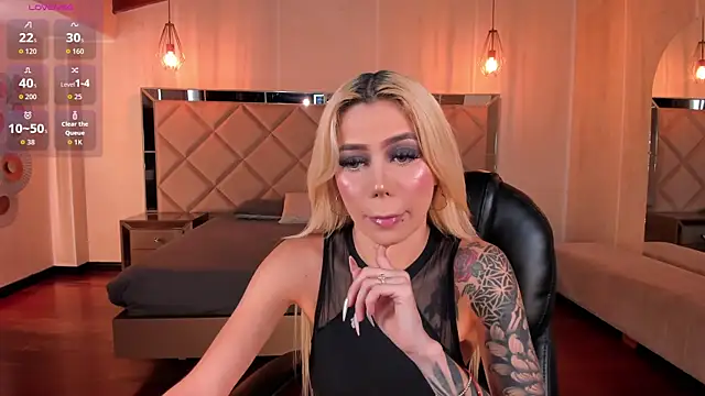 HannaConnor  online show from 04/18/26, 08:42