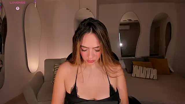 Snapshot of BellaRose_X chatting on 02/15/26, 07:51 BellaRose X online show from 02/15/26, 07:51