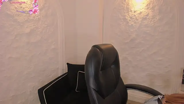 Snapshot of BellaRose_X chatting on 09/18/25, 03:20 BellaRose X online show from 09/18/25, 03:20