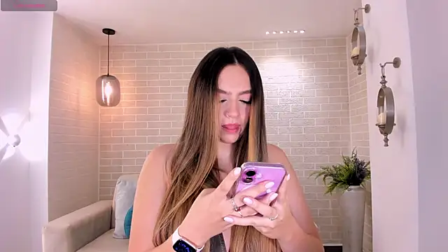 BellaRose X online show from 05/05/26, 03:53