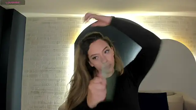 BellaRose X online show from 04/01/26, 04:14