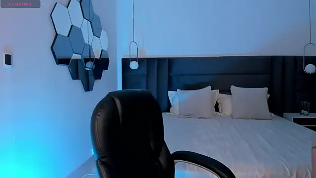 ViolettHansson online show from 10/15/25, 06:49