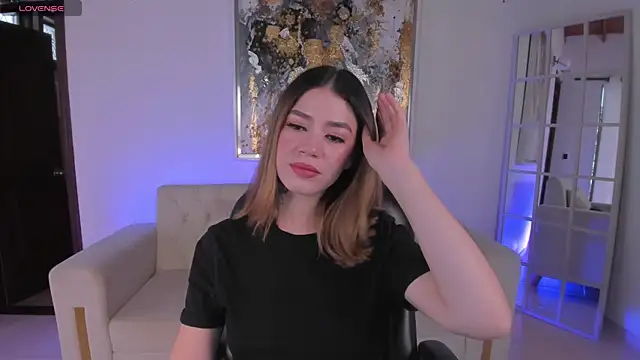 ViolettHansson online show from 03/19/25, 06:12