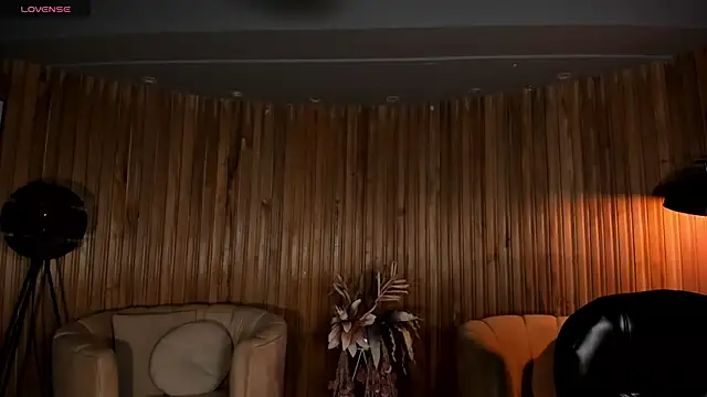 ViolettHansson online show from 09/18/25, 07:28