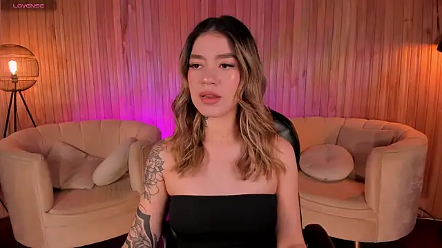 ViolettHansson online show from 09/21/25, 05:07