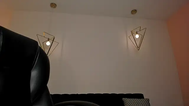 AliceHarper  online show from 11/04/25, 09:40