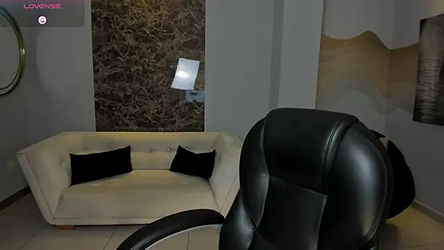 AliceHarper  online show from 04/30/26, 08:57