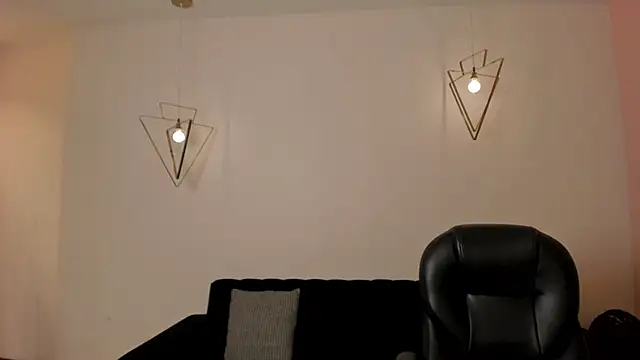 AliceHarper  online show from 11/06/25, 05:50