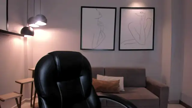 AliceHarper  online show from 10/31/25, 07:21