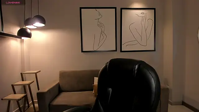 AliceHarper  online show from 10/29/25, 07:46