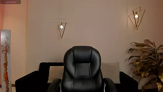 AliceHarper  online show from 05/12/26, 06:03