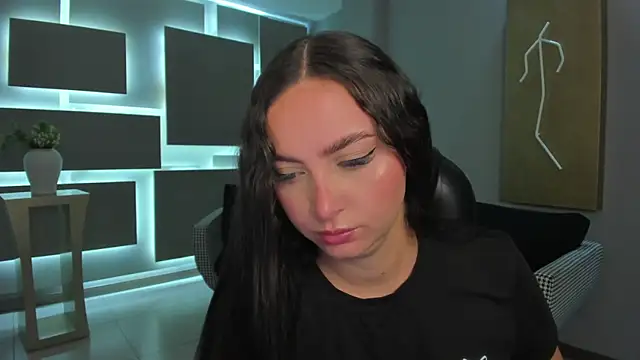 AliceHarper  online show from 11/28/25, 07:25