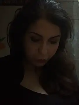 holyeroticss online show from 10/22/25, 10:19