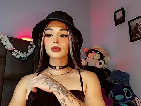 Snapshot of Marian_LV chatting on 10/02/25, 11:13 Marian LV online show from 10/02/25, 11:13