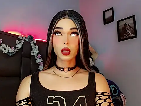 Snapshot of Marian_LV chatting on 10/01/25, 11:14 Marian LV online show from 10/01/25, 11:14