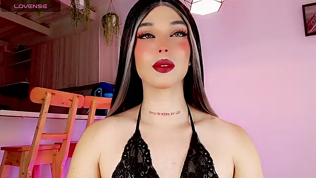 Snapshot of Marian_LV chatting on 03/23/25, 08:15 Marian LV online show from 03/23/25, 08:15