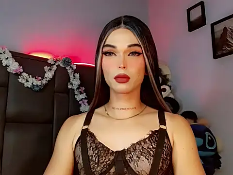 Snapshot of Marian_LV chatting on 09/30/25, 08:20 Marian LV online show from 09/30/25, 08:20