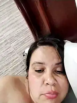 lunanataly online show from 02/22/25, 03:01