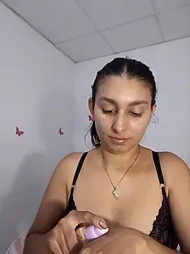 Alyson0001 online show from 11/11/25, 06:58